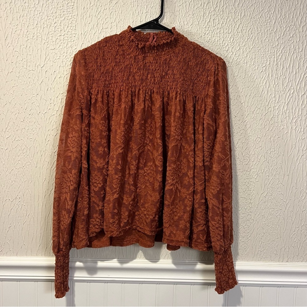 Deletta Anthropologie Rust Amana Burnout Sheer Smocked Mock Neck Top size small - Picture 2 of 13
